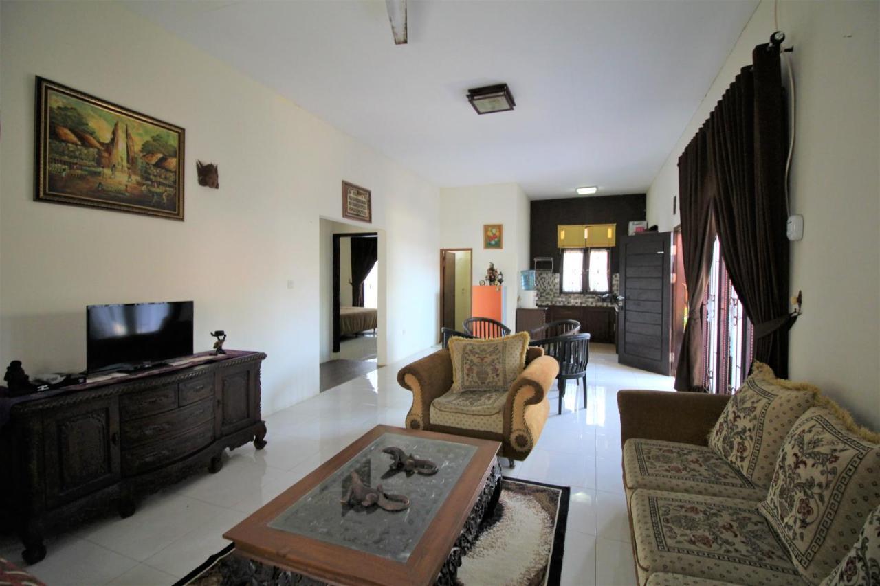 Villadevi بانجانداران المظهر الخارجي الصورة